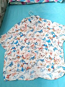 Butterfly Print Top + 1 🦋
