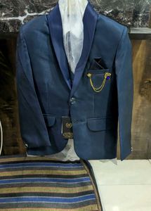 5 to 7 year kids five pcs coat pent se