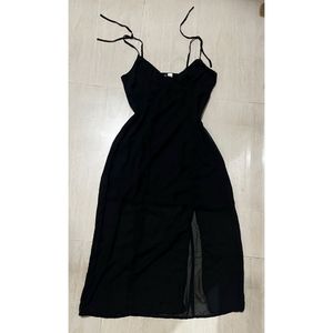 Chic Black Midi Dress