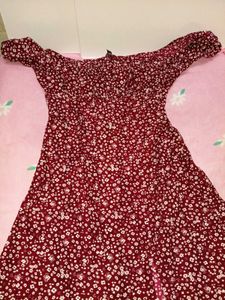 Chic Floral Off-Shoulder Mini Dress