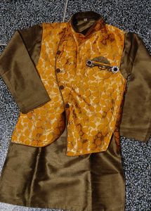 Men's Ethnic Kurta Set with Jacket