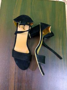 Stylish Black Suede Strappy Heels