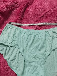 Comfortable Polka Dot Briefs