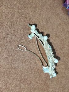Sparkling Floral Hair Clip