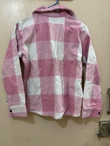 Pink shirt and crop top pair