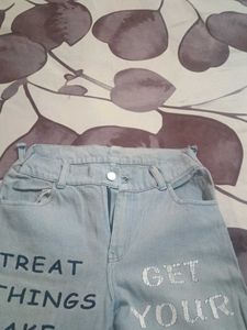 Light Wash Graphic Print Jeans