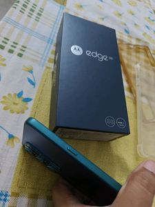Motorola Edge 20