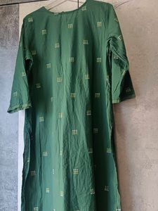 Kurta  With Zari Work On Front
