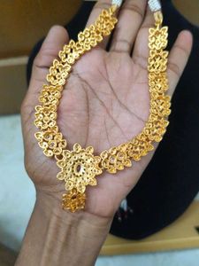 white stone necklace set