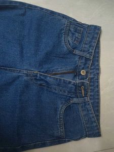 blue Jeans mom fit straight