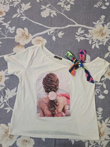 Graphic Print Cold Shoulder Tee