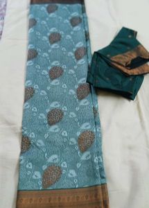 Elegant Blue Floral Print Saree