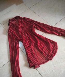 Sparkly Red Striped Button-Up Blouse📍🎁🍁