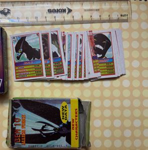 🚨SALE/vintage Ben 10 trump Card set