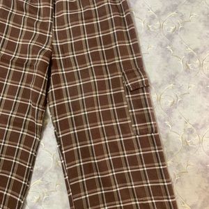 Trendy Plaid Wide-Leg Cargo Pants