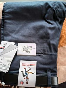 Santro Men's Dark Blue Chinos