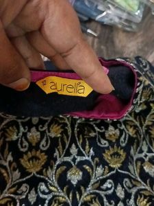 Embroidered  straight kurti