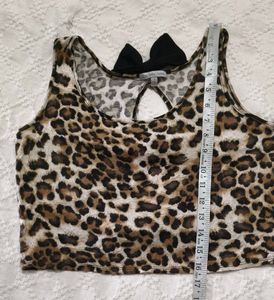 Very Beautiful Tiger Print Crop Top