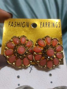 Elegant Coral &amp; Crystal Earrings Set