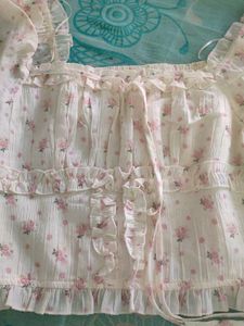 Imported Floral Puff Sleeve Top