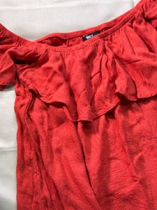 Chic Ruffled Off-Shoulder Top