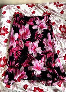 Vibrant Floral Print Skirt