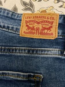 Levi’s Classic Blue Denim Jeans