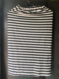 Black and White Striped Top