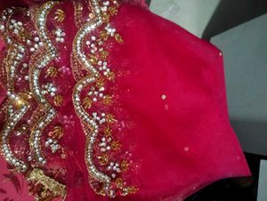 aariwork Fuchsia bridal duppata