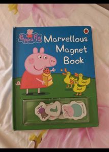 Peppa Pig Marvellous Magnet Book