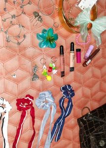 25 product ,Assorted Women's Acces