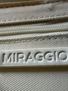 Chic White Chain Crossbody Bag