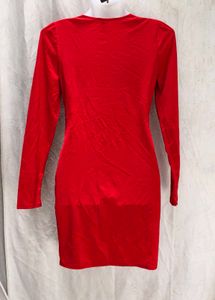 10J6. Stunning Red Ruched Long Sleeve Dress