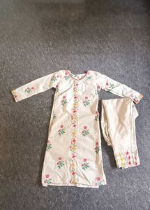 unique kurtha set