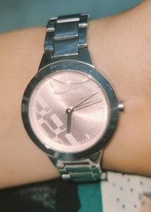 Fastrack Women's Watch . Like New. No Offered Coin