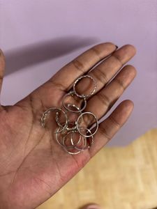 Set of 8 chic rings