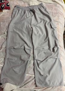 Trendy Cargo Pants for a Relaxed Fit (women’s