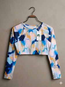 Newme Cropped Long Sleeve Top