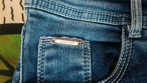 Stylish Ripped Blue Denim Jeans