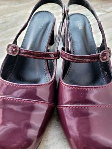 Chic Burgundy Patent Slingback Heels