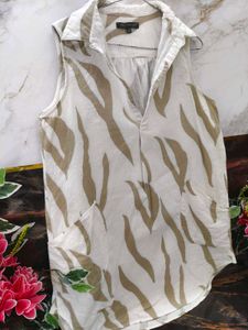 Chic Sleeveless Tunic Top