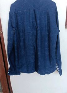 Men's 2 sided shirt one is checked,other side plan