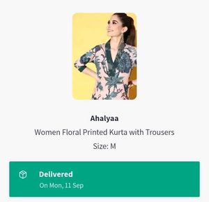 Ahalyaa Elegant Floral Kurta Set with Pants