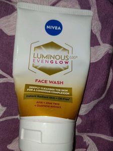 Nivea Luminous 630 Even Glow Face Wash