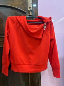 Chic Red Textured Top