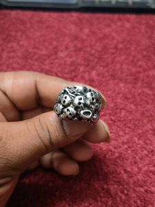 Skull Ring