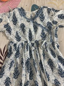 Blue Leaf Print Wrap Kurta