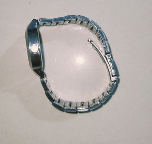 Fastrack Women's Watch . Like New. No Offered Coin