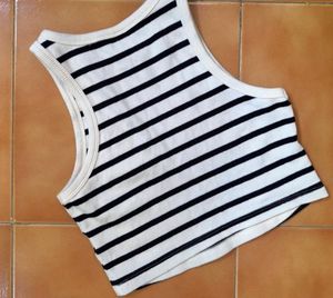 H&amp;M Striped Cropped Tank Top