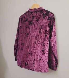 Ribose Velvet Crushed Buttoned Neck Top